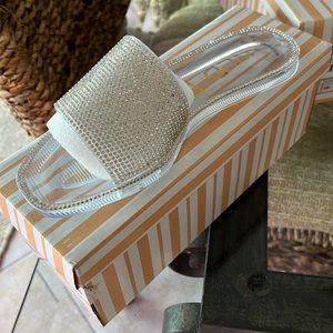 Size 6 clear-Wild diva lounge